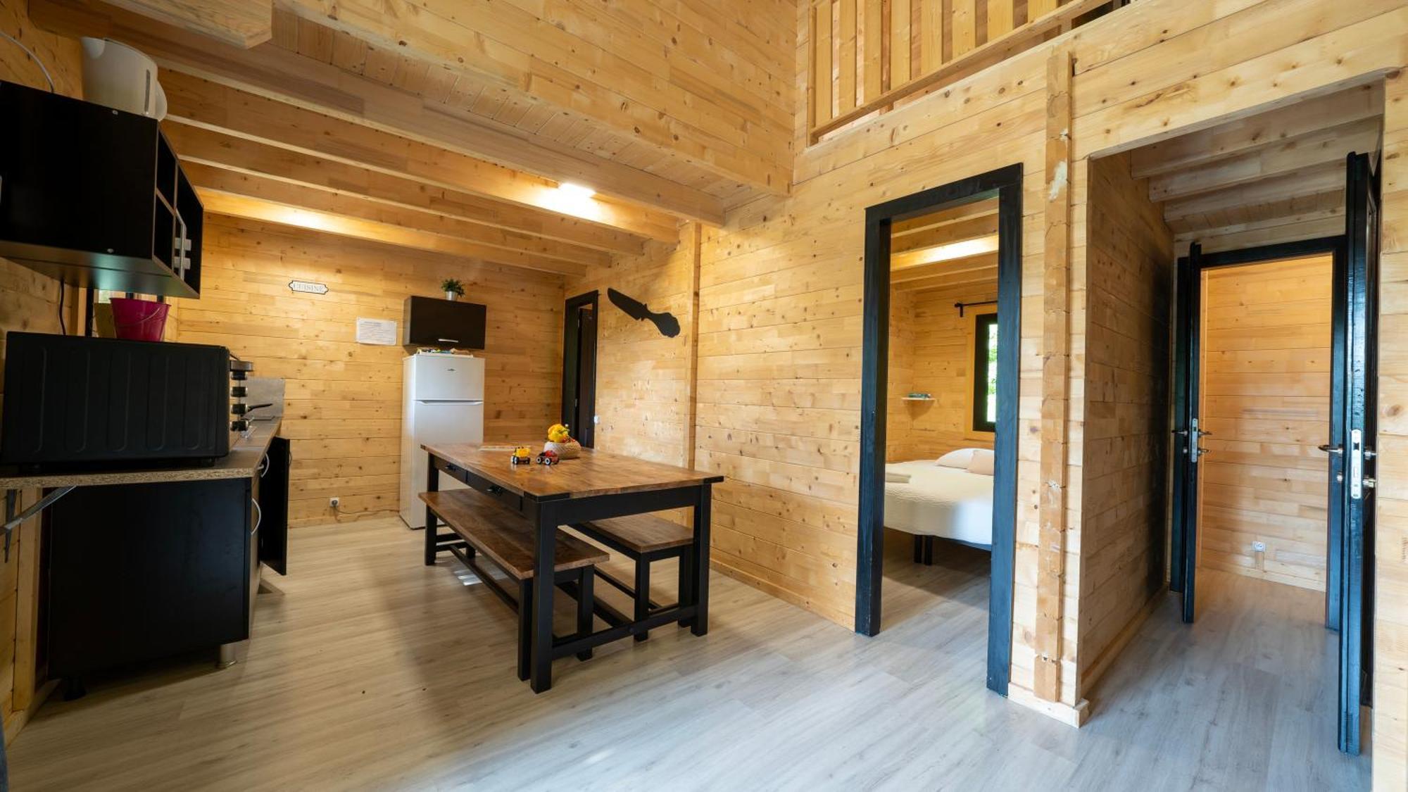 Le Village Des Monedieres Chamberet Kültér fotó
