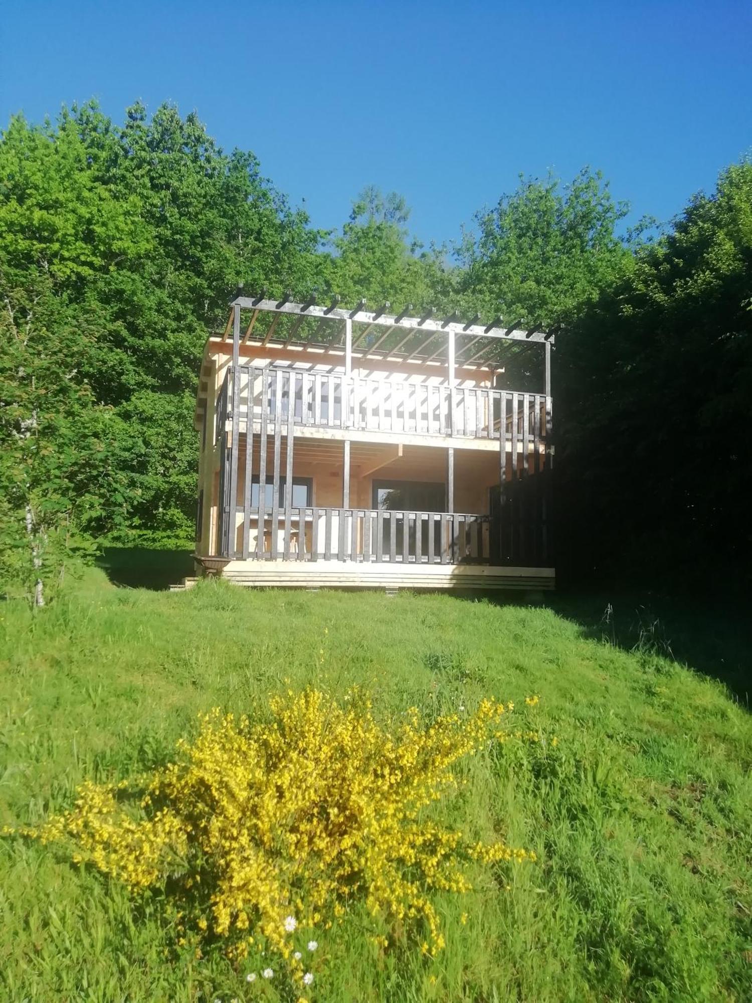 Le Village Des Monedieres Chamberet Kültér fotó